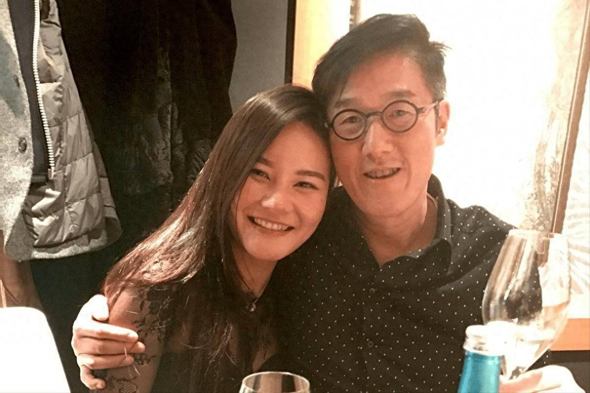 67岁香港大佬出轨网红9年 5年4胎原配不知