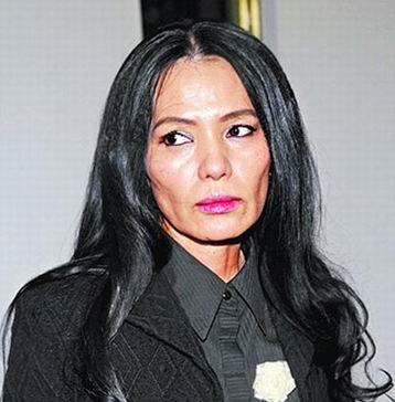 因曝光各种争议事件 导致形象受损的大牌明星