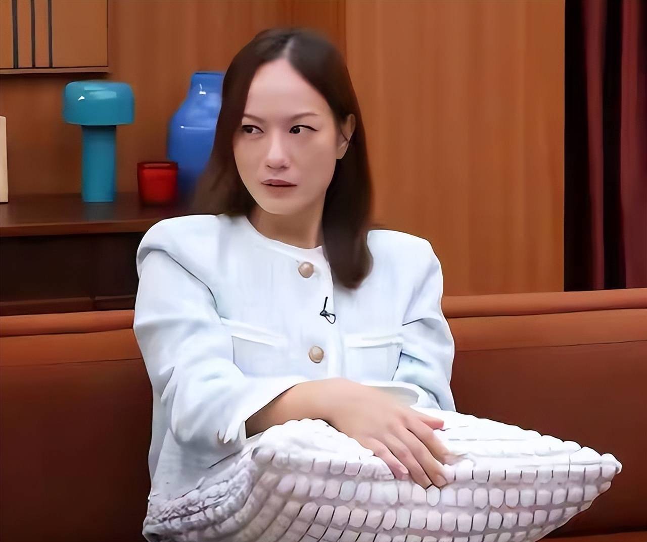 多位女星自曝职场不公:不合理要求只是冰山一角
