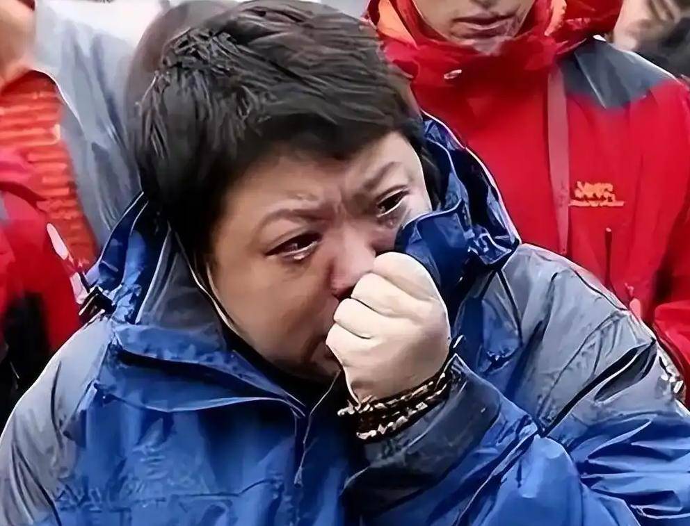 六月五瓜炸裂!国外生子、封禁、双胎,韩红最意外
