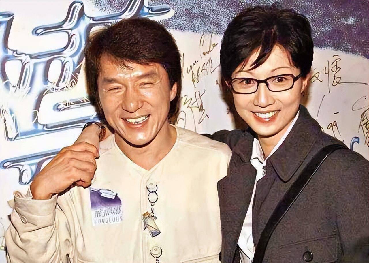考古吴绮莉曝成龙拒认女:无人要求亲子鉴定