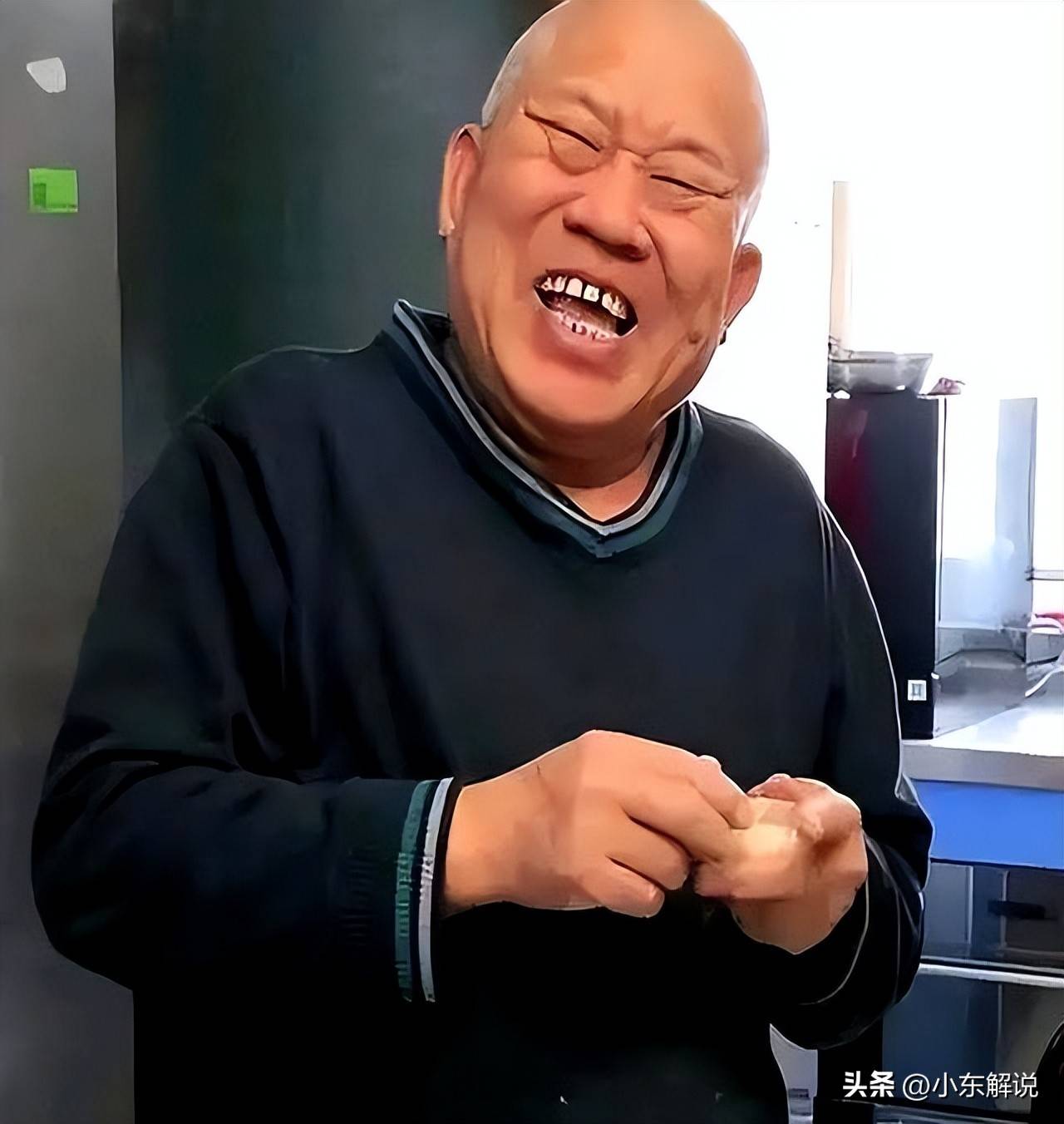 人前老艺术家人后品行不端:声誉受损的明星丑闻