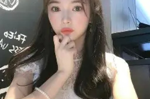 吉克隽逸人设崩塌：寒门逆袭还是奢华生活？