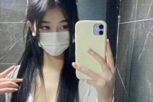 戏骨李嘉明曝直播PK年赚70万，带货每场2万