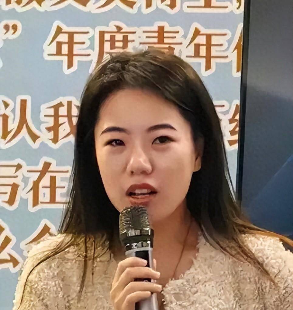 蒋方舟学位被撤沈星力挺反遭扒,学术底线不容挑战