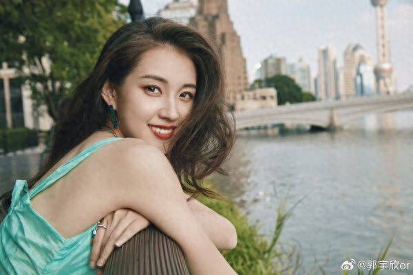 短剧女王翻车!音档外泄自曝坏话遭撤换