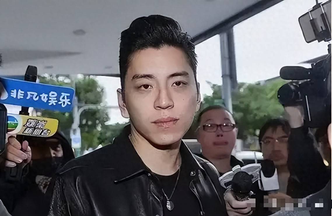 内娱顶流男星人设崩塌!镜头前后两副面孔