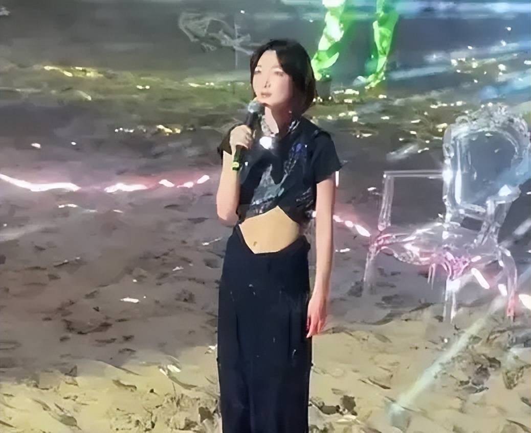 2026过半!四位明星口碑翻车,韩红周冬雨一个比一个不冤