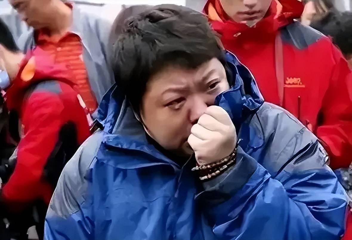 2026过半!四位明星口碑翻车,韩红周冬雨一个比一个不冤